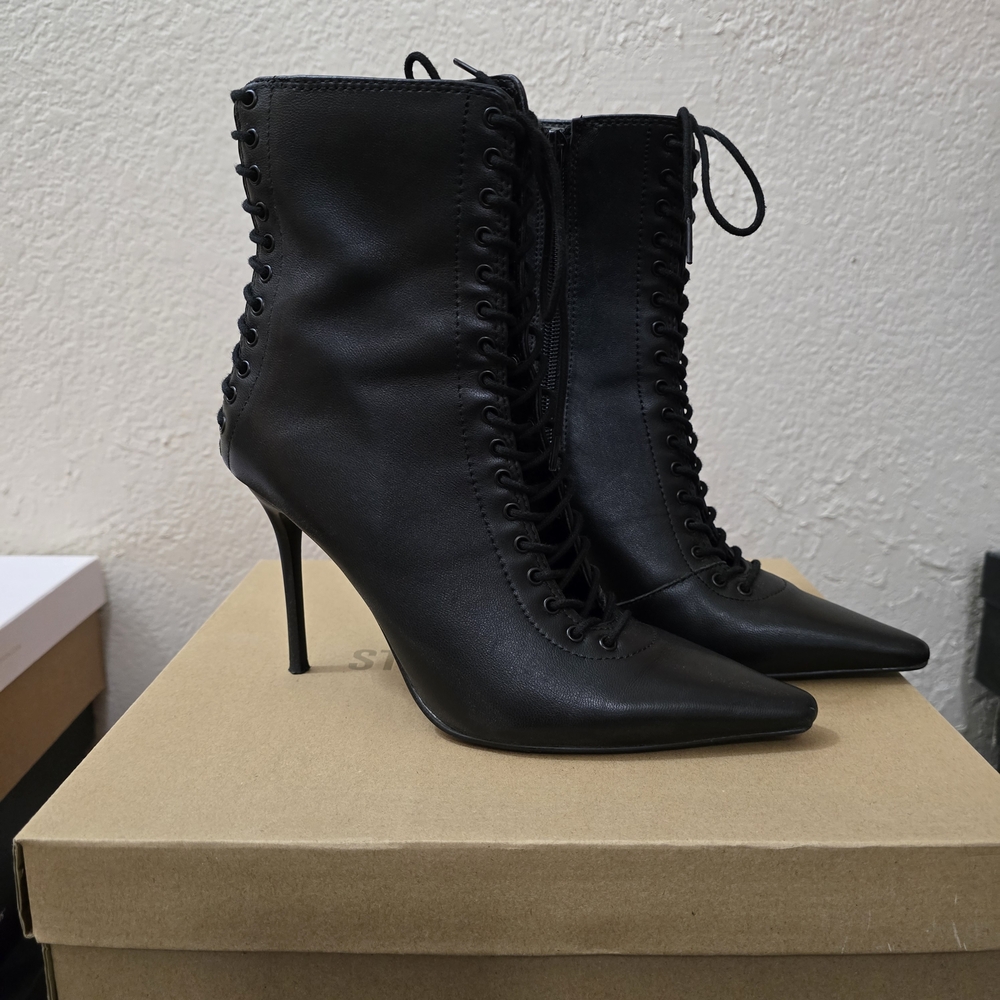 Steve Madden Black Lace-Up Heeled Boots